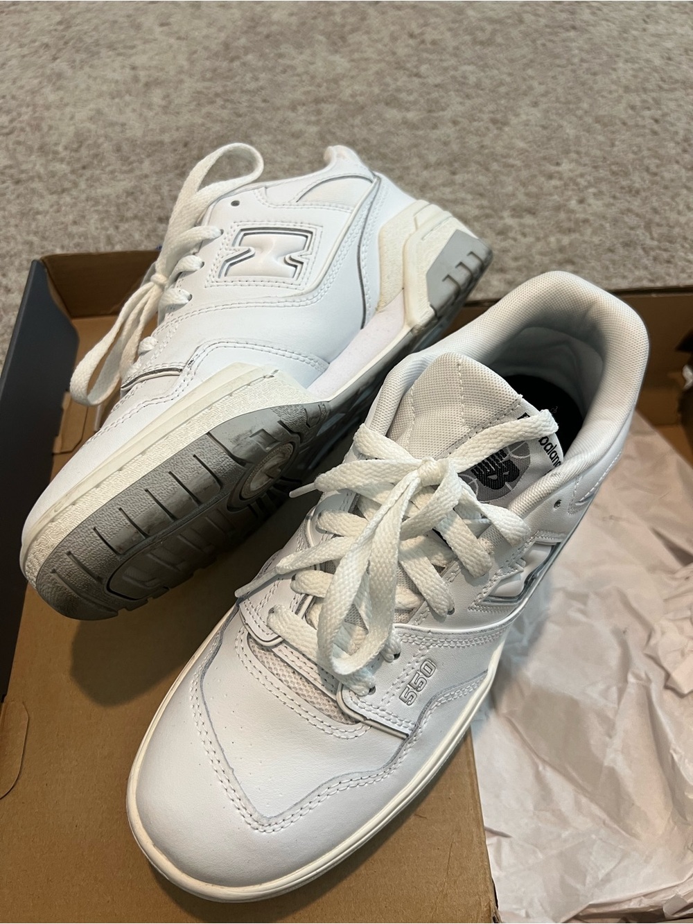 New Balance 550 White Low-Top Sneakers - Picture 6 of 9